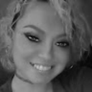 Meet your Posher, Traci